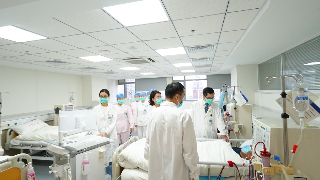 好消息！51视频
北院血液透析中心正式投入使用.jpg